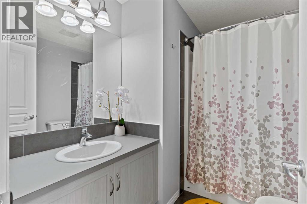 Single Family House for Sale in  Legacy Glen Common SE Legacy Calgary 