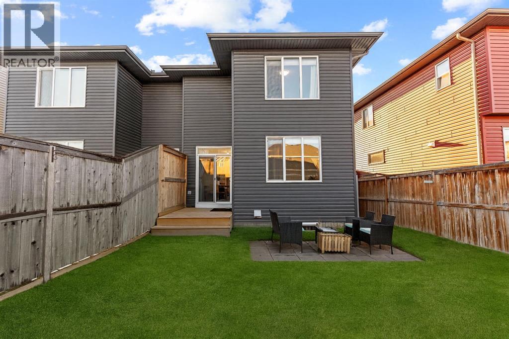 Single Family House for Sale in  Legacy Glen Common SE Legacy Calgary 