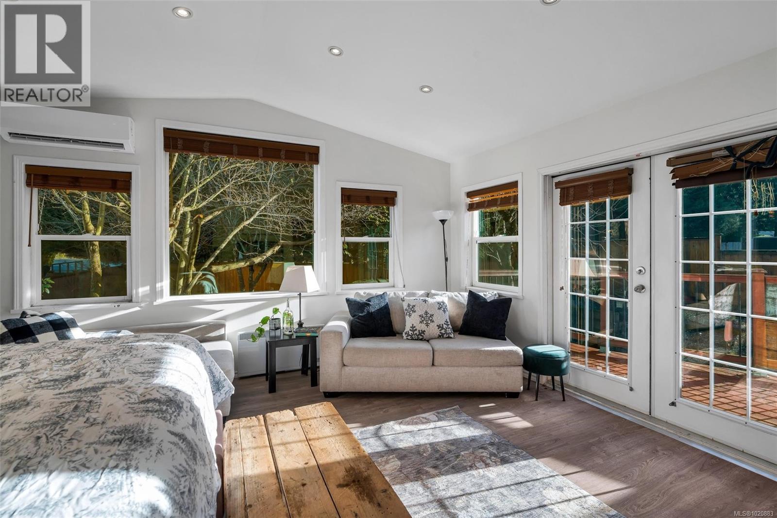  2260 Sooke Road, Colwood