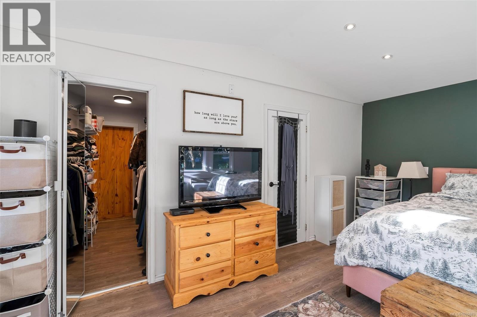  2260 Sooke Road, Colwood