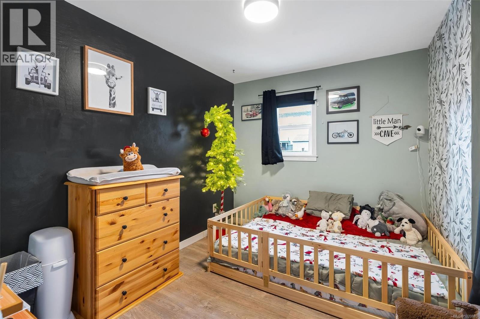  2260 Sooke Road, Colwood