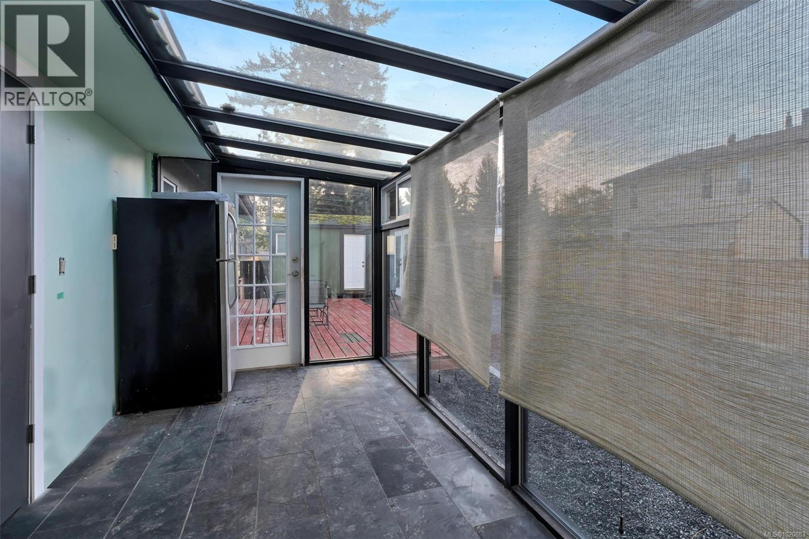  2260 Sooke Road, Colwood