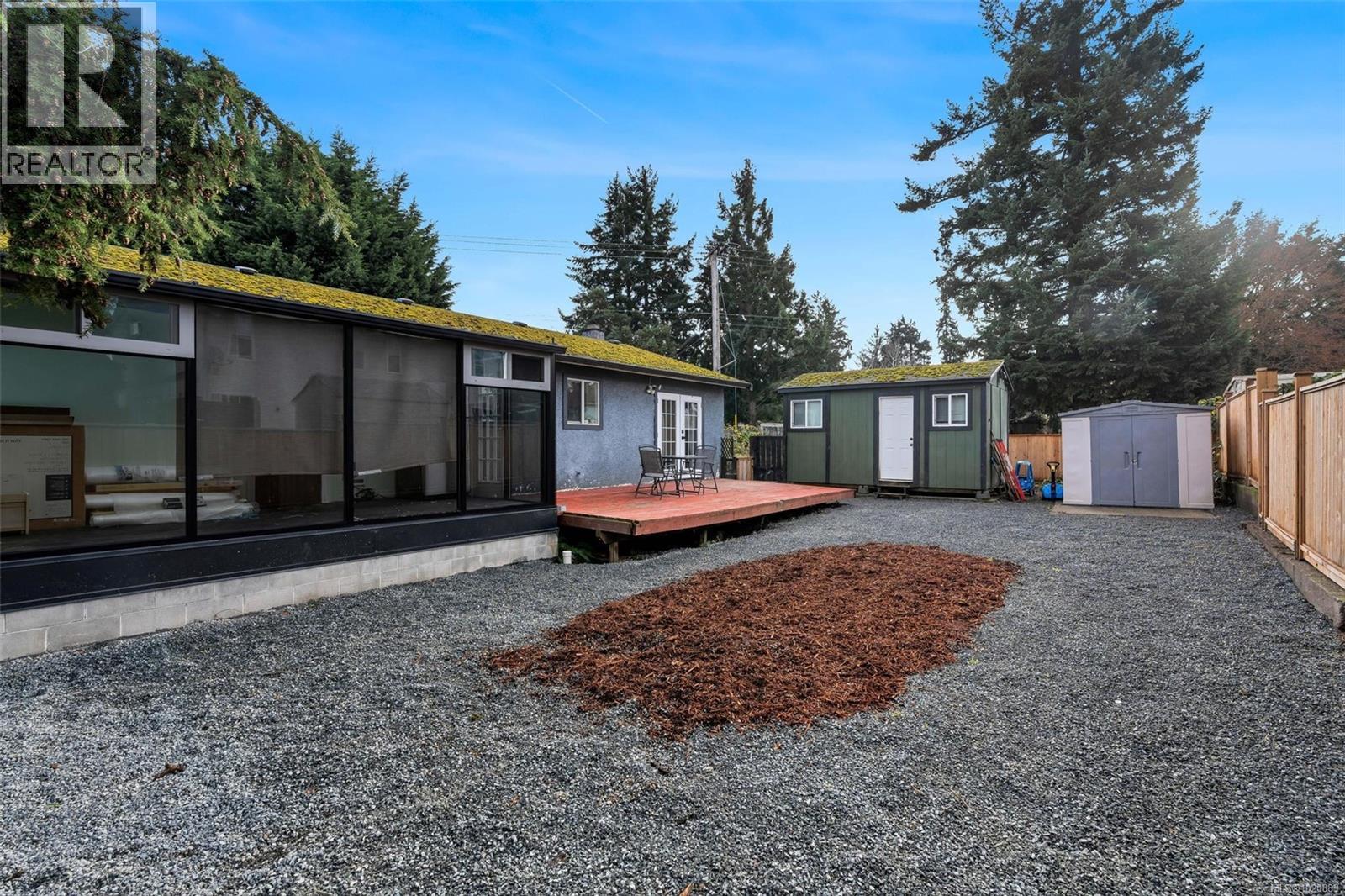  2260 Sooke Road, Colwood