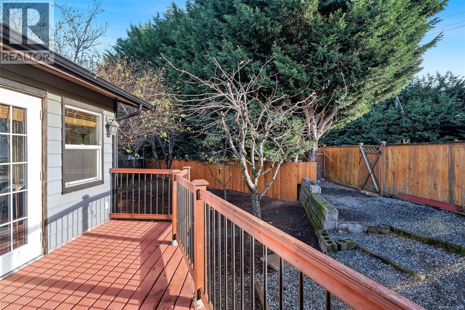  2260 Sooke Road, Colwood