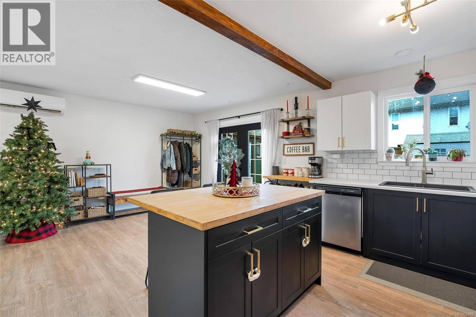  2260 Sooke Road, Colwood