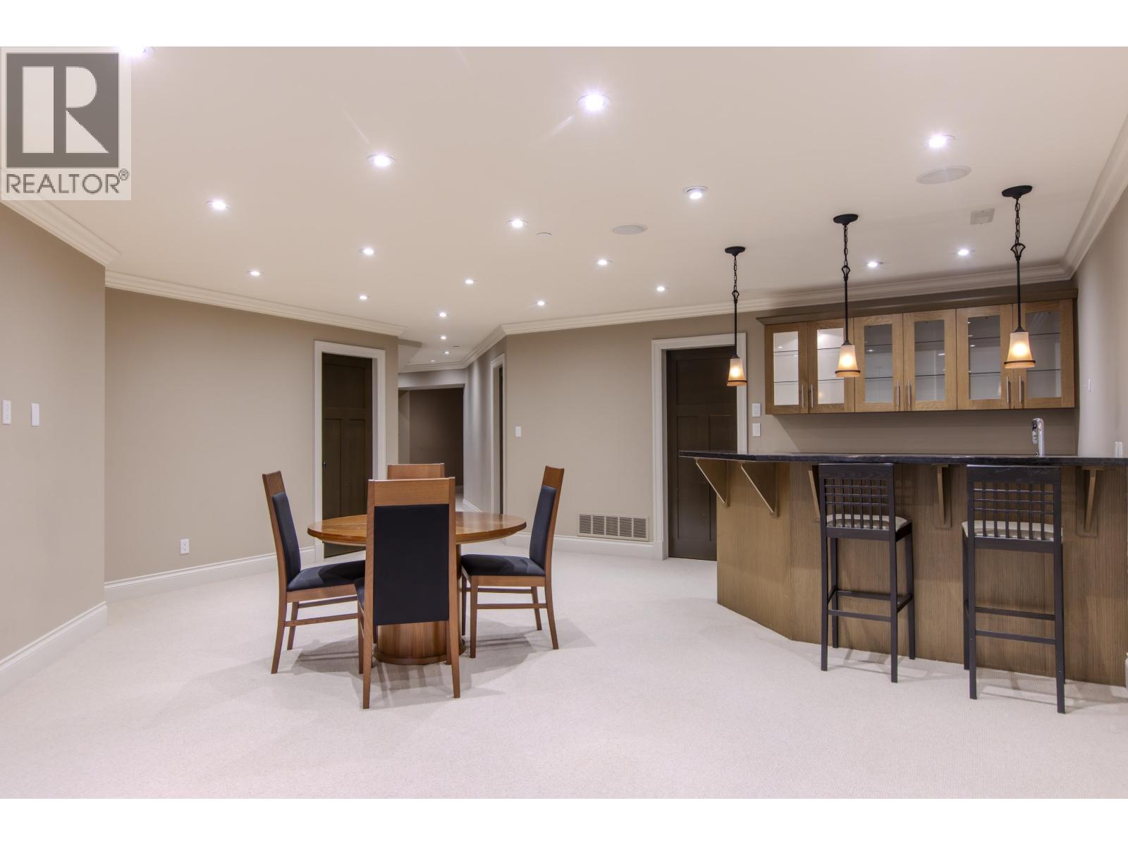 40899 THE CRESCENT, Squamish