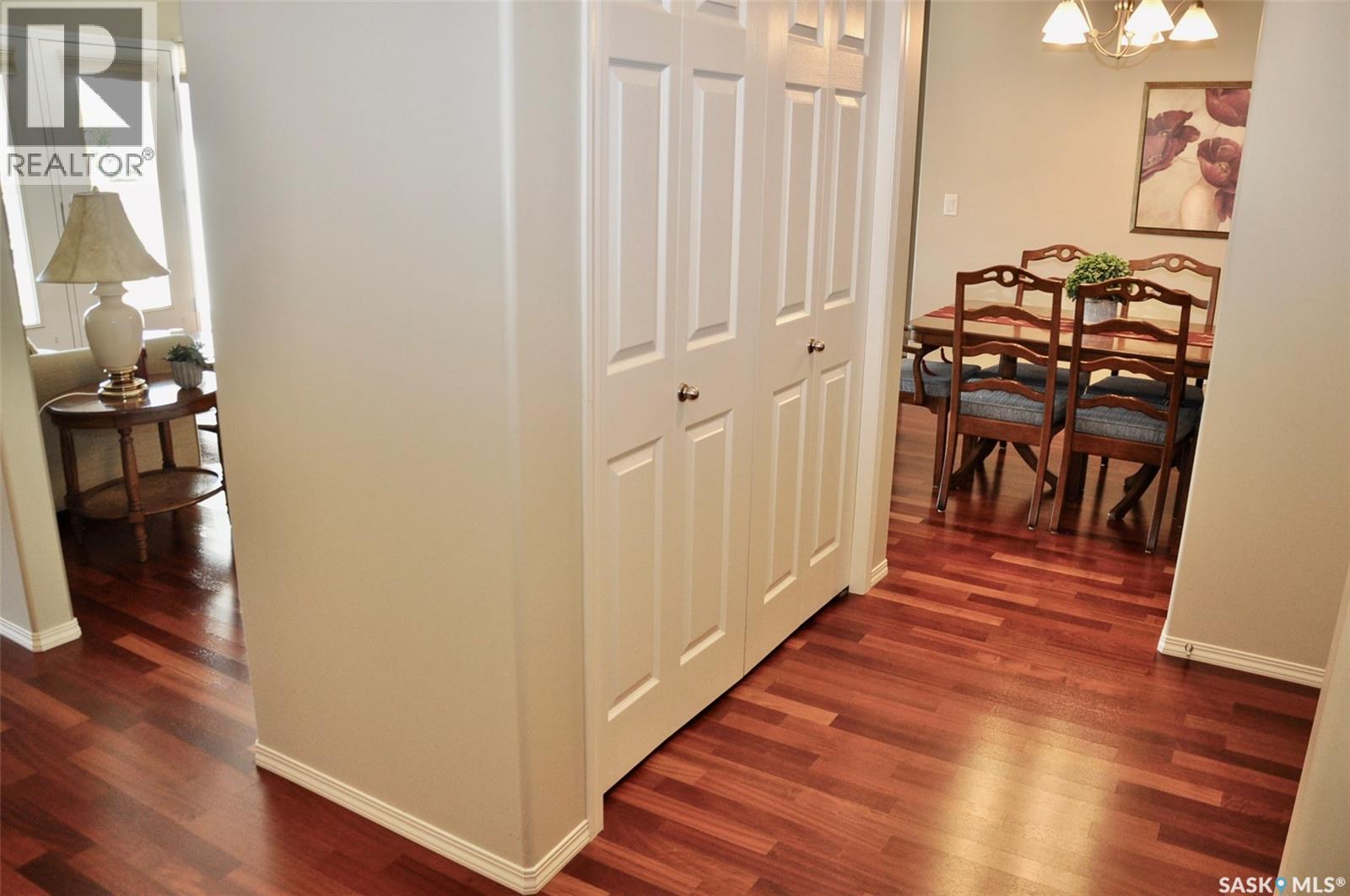 Single Family House Low rise for Sale in   Heritage VIEW Saskatoon 