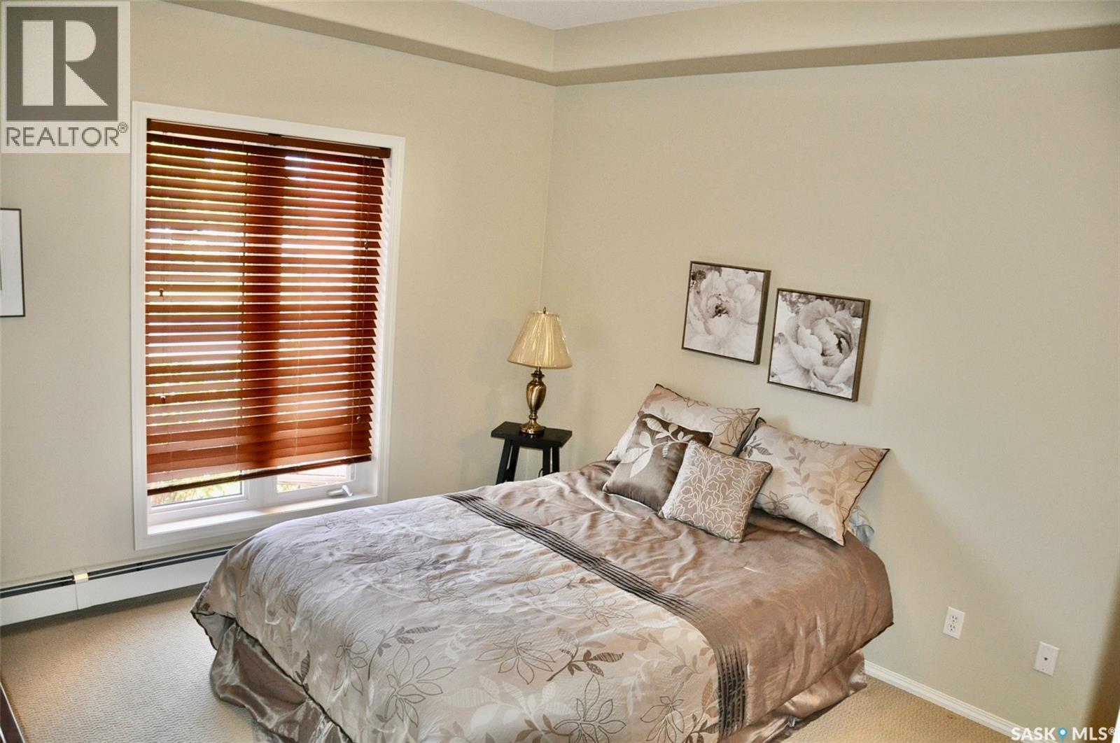 Single Family House Low rise for Sale in   Heritage VIEW Saskatoon 