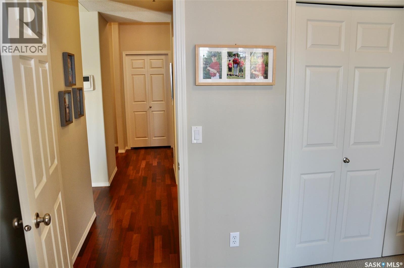 Single Family House Low rise for Sale in   Heritage VIEW Saskatoon 