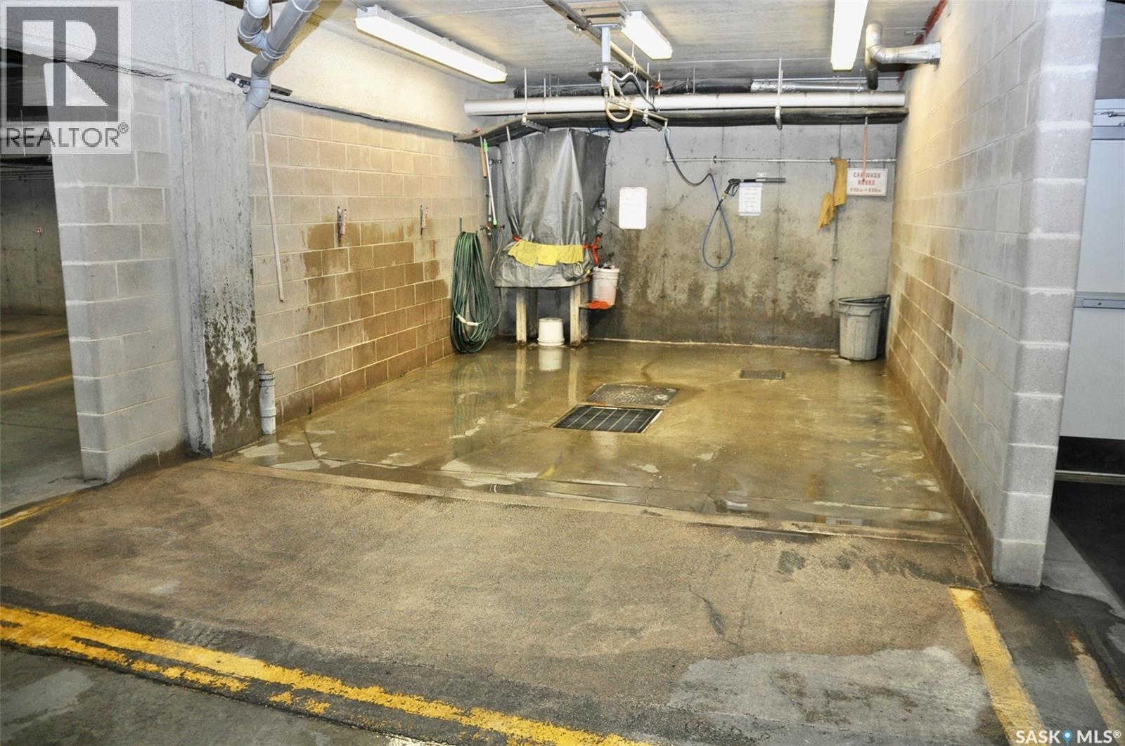 Single Family House Low rise for Sale in   Heritage VIEW Saskatoon 