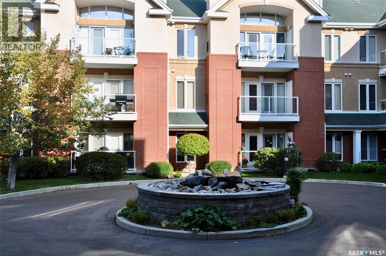 Single Family House Low rise for Sale in   Heritage VIEW Saskatoon 