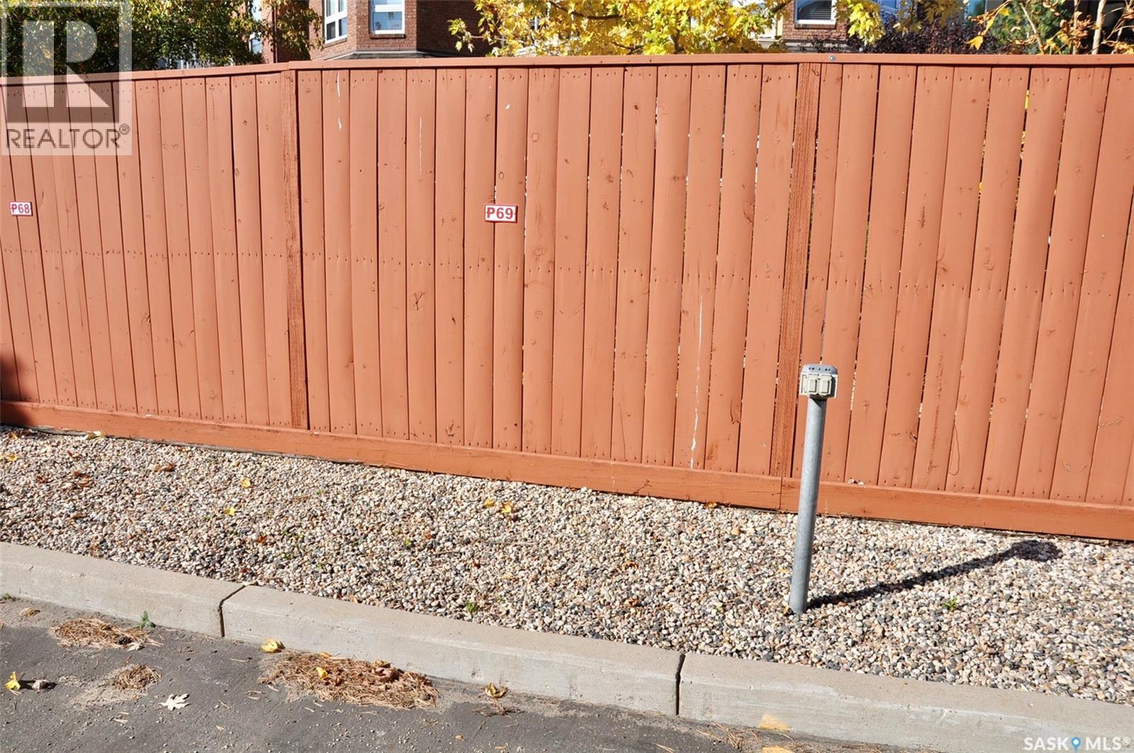 Single Family House Low rise for Sale in   Heritage VIEW Saskatoon 