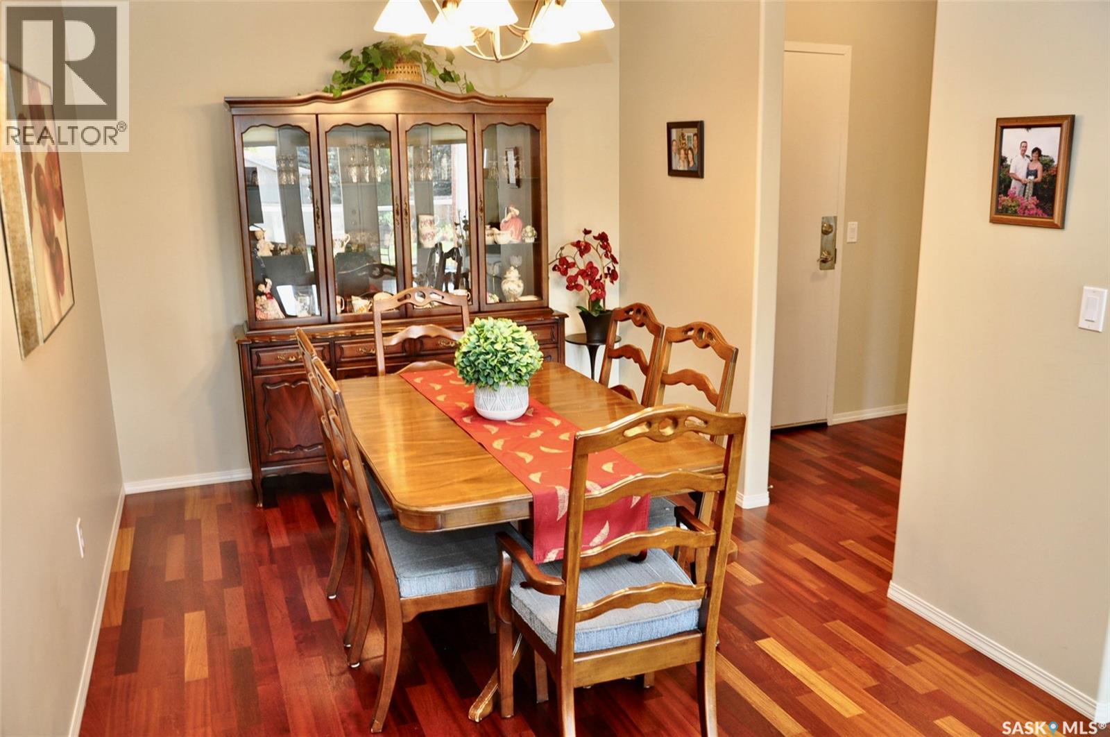 Single Family House Low rise for Sale in   Heritage VIEW Saskatoon 