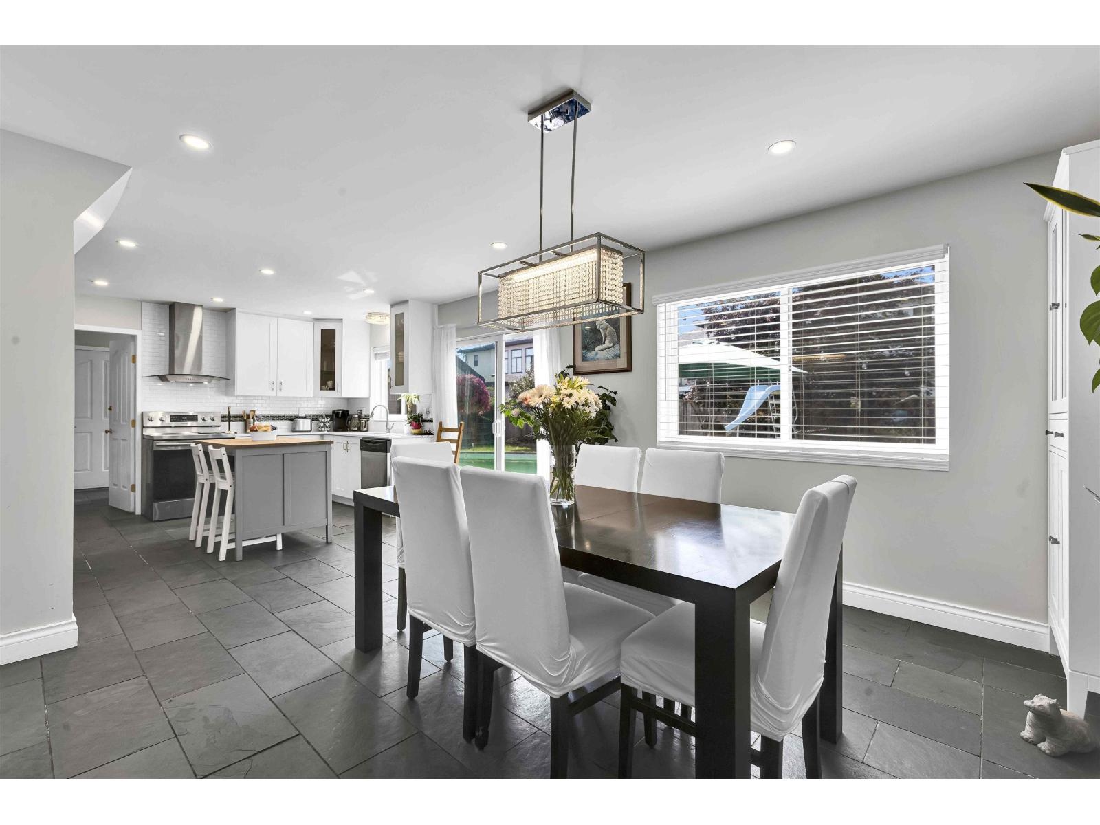 11318 82 Avenue, Delta