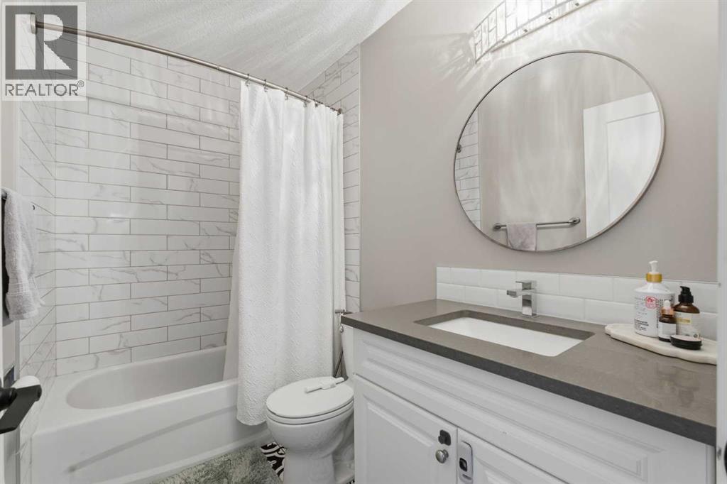 Single Family House Bungalow for Sale in    Avenue NE Marlborough Park Calgary 