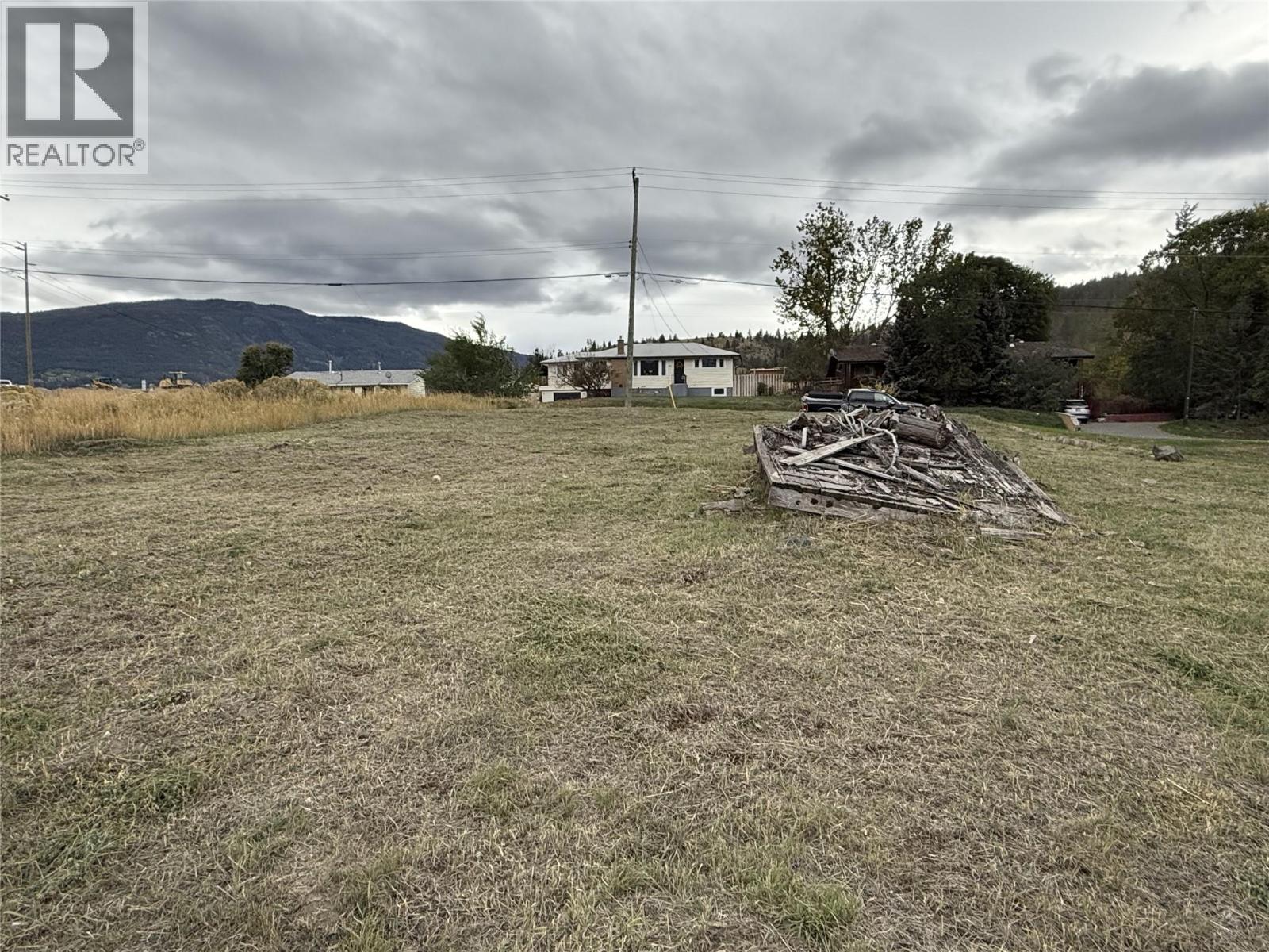  1645 LINDLEY CREEK Road, Merritt