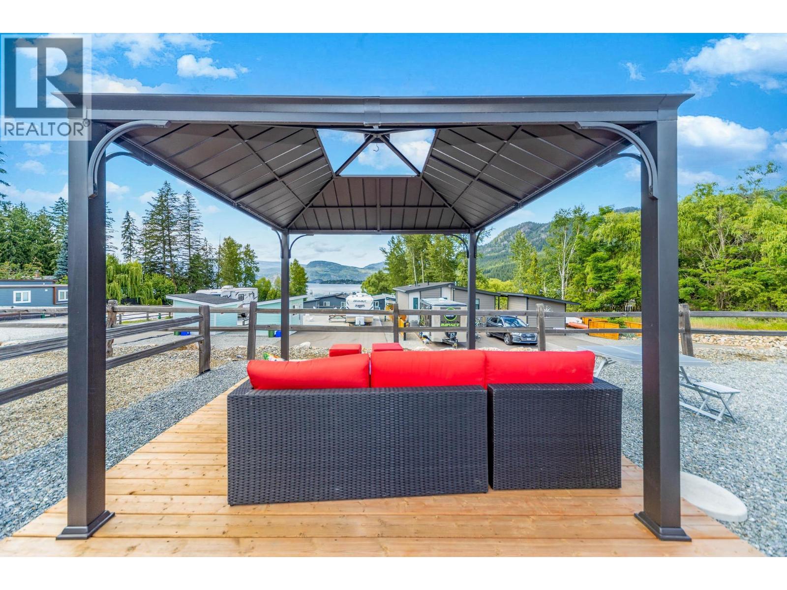 75 2673 Blind Bay Road, Blind Bay