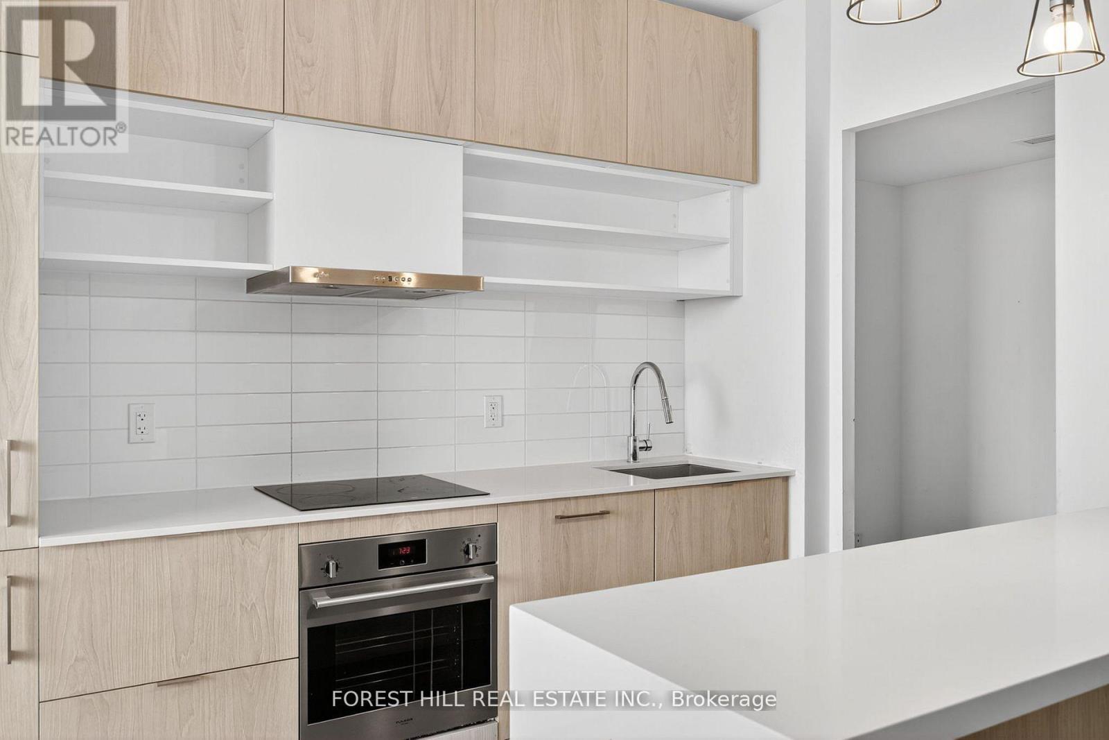 #1241 8 HILLSDALE AVENUE E - 8