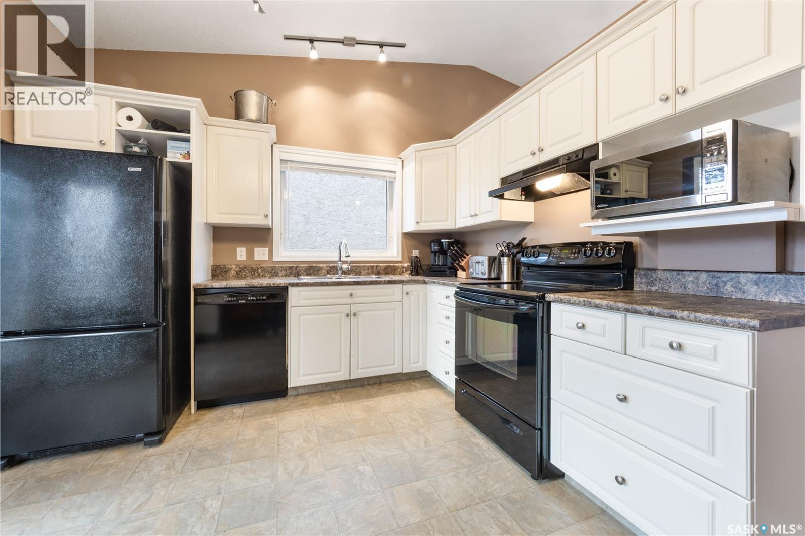 Single Family House Bi-level for Sale in   Heritage LANE Saskatoon 