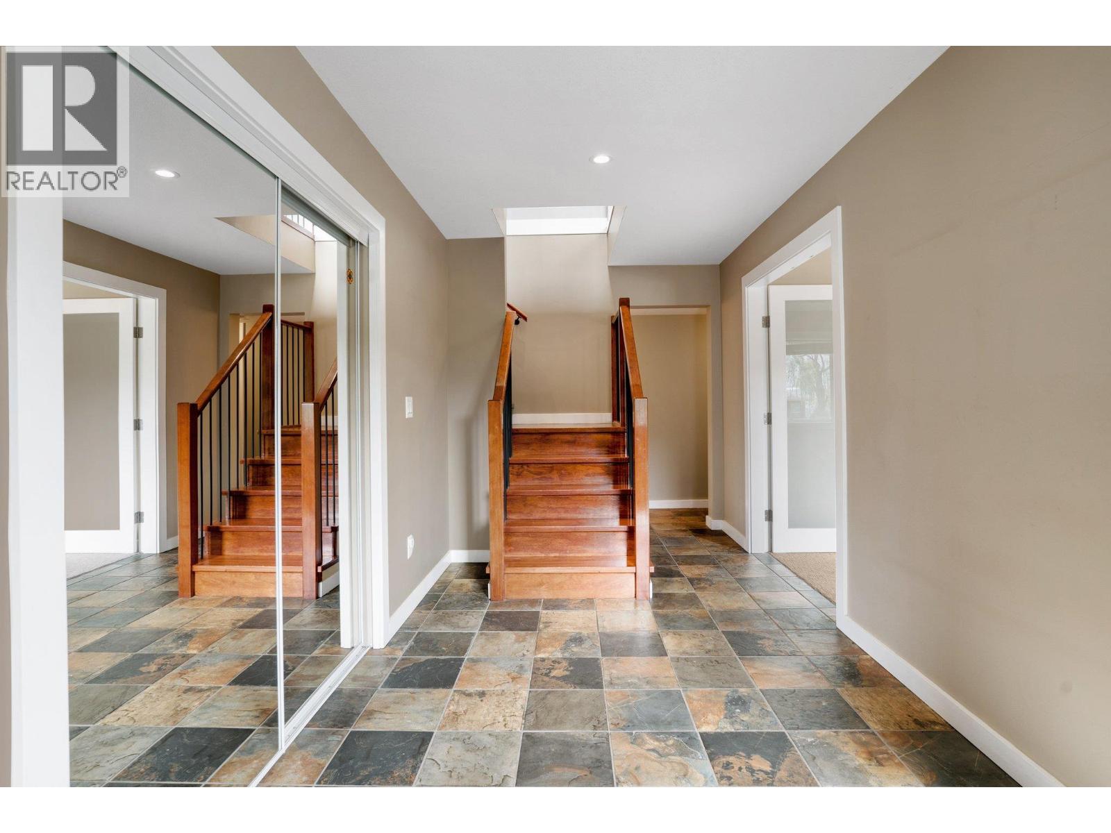 220 West Bench Drive, Penticton
