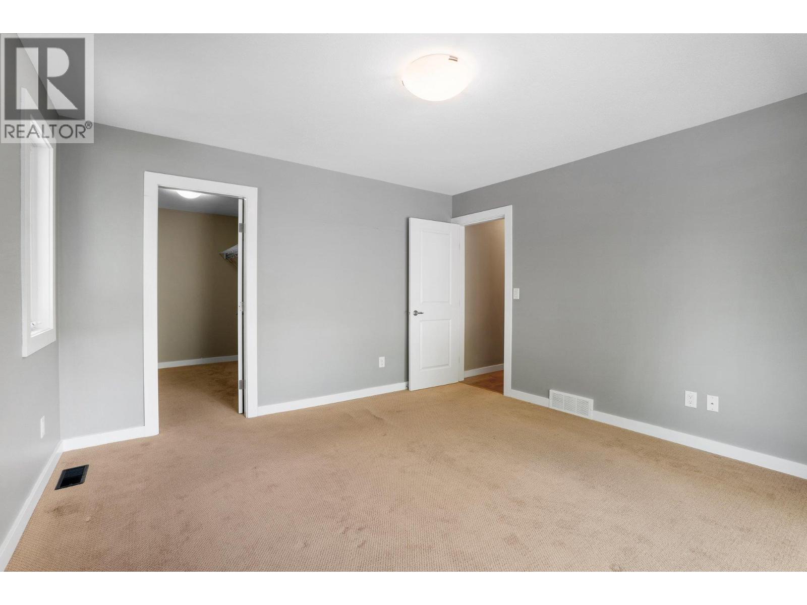 220 West Bench Drive, Penticton