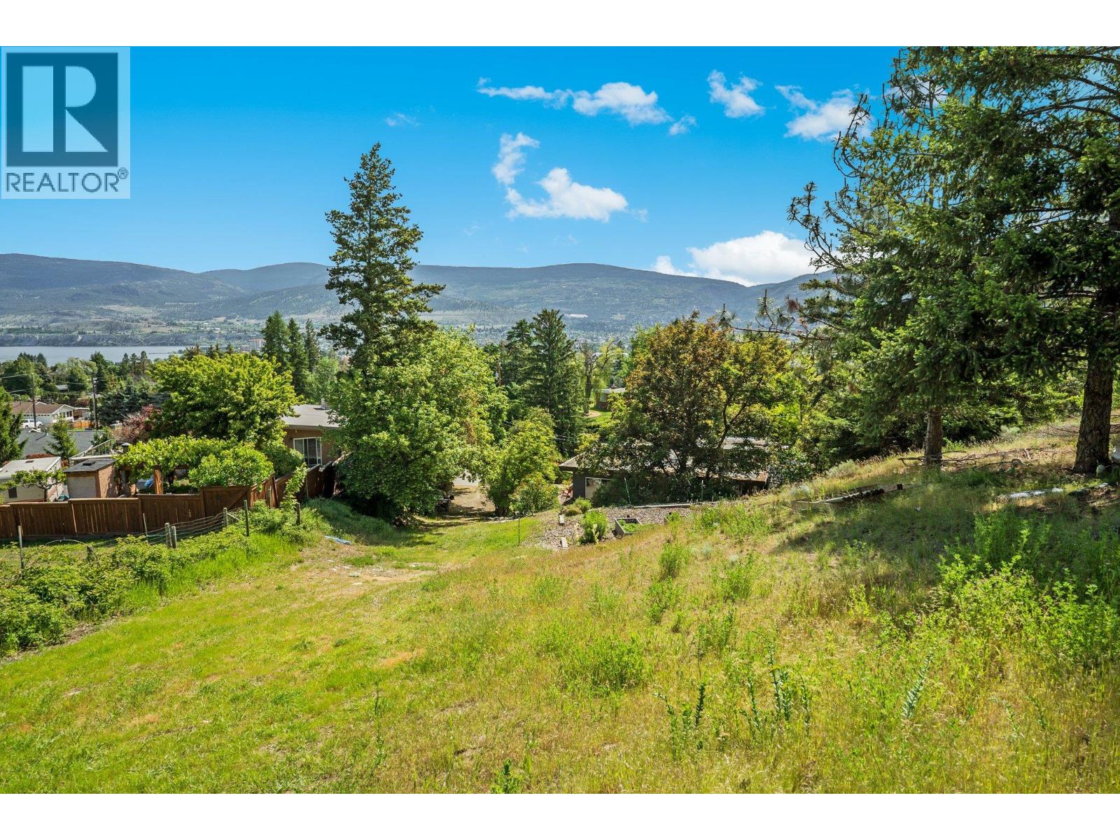 220 West Bench Drive, Penticton
