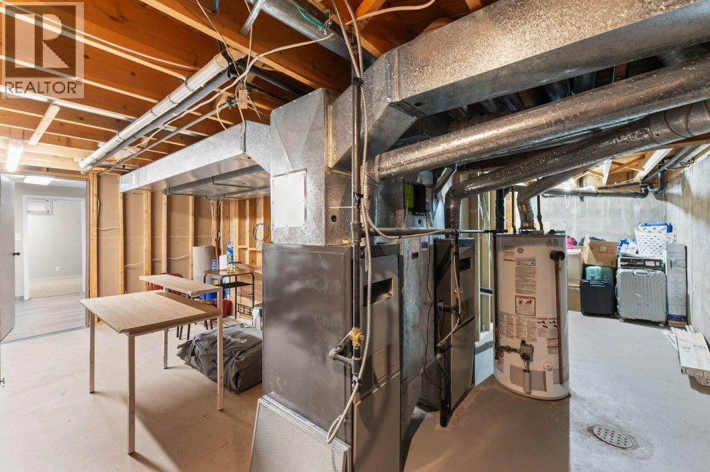 Single Family House for Sale in  Woodmont Way SW Woodbine Calgary 