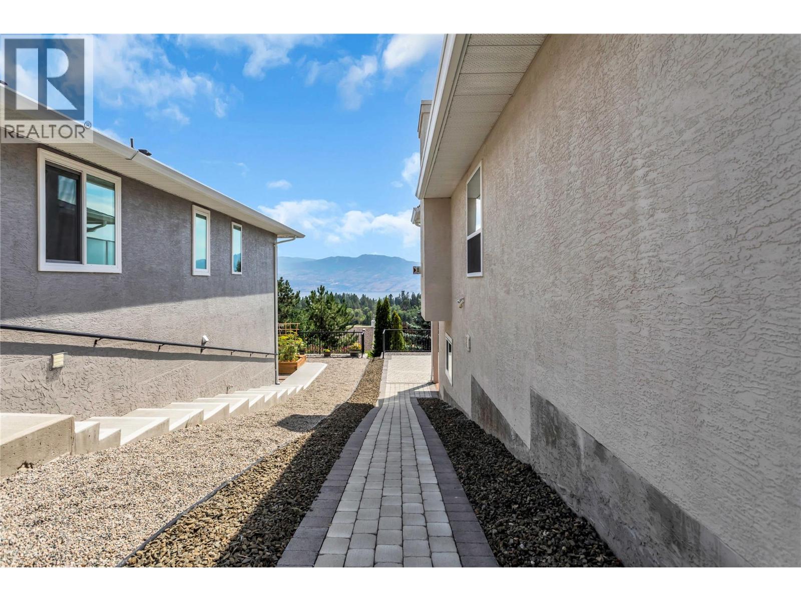  2609 Wild Horse Drive, West Kelowna