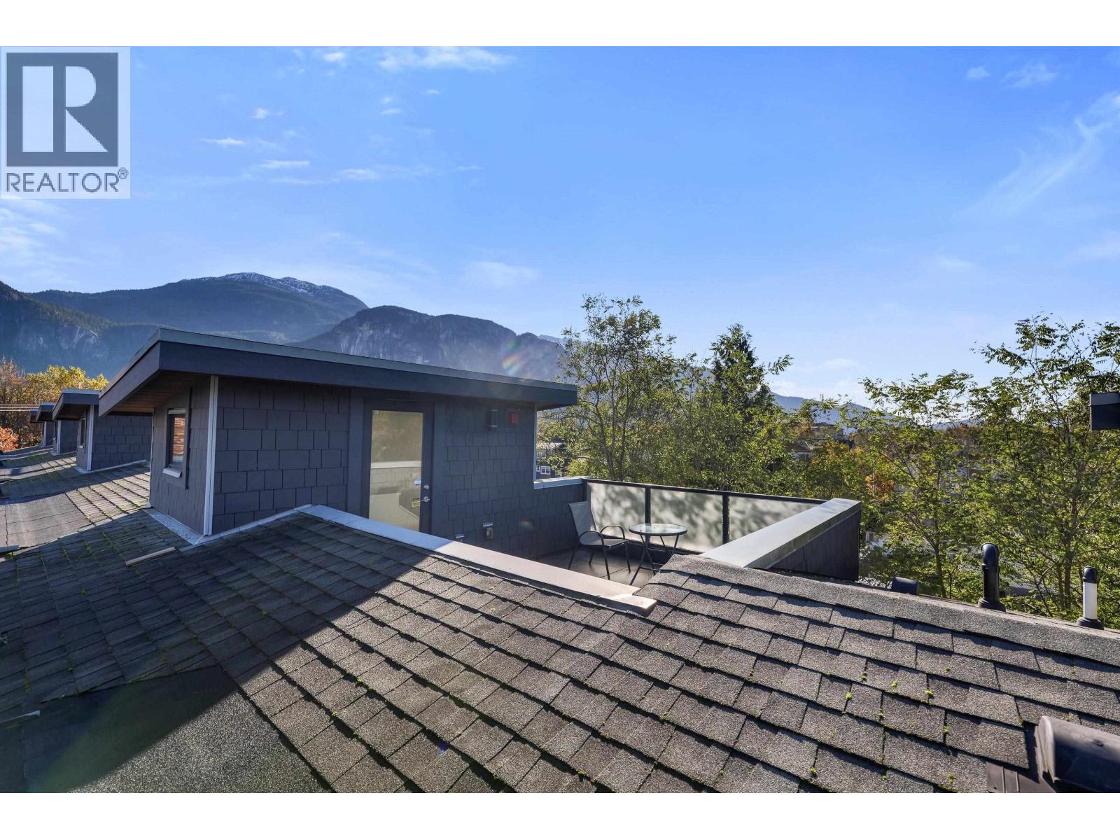 4 38447 BUCKLEY AVENUE, Squamish