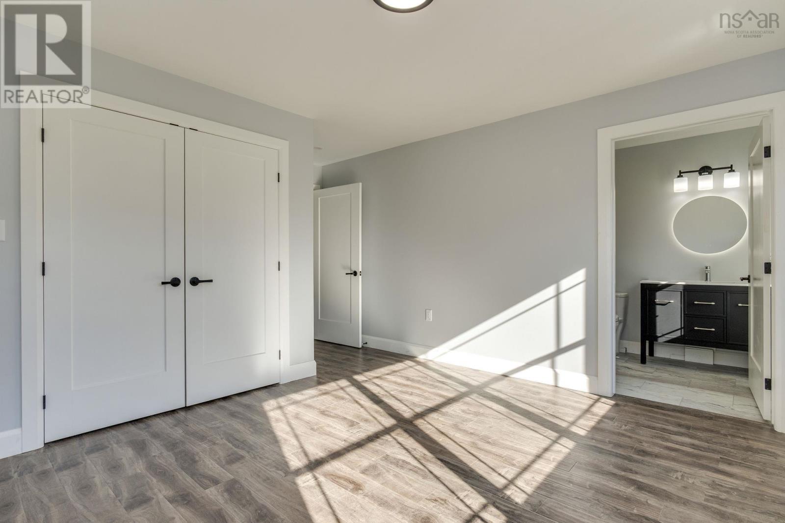 Property 23 of 28 of 70 Beau Run