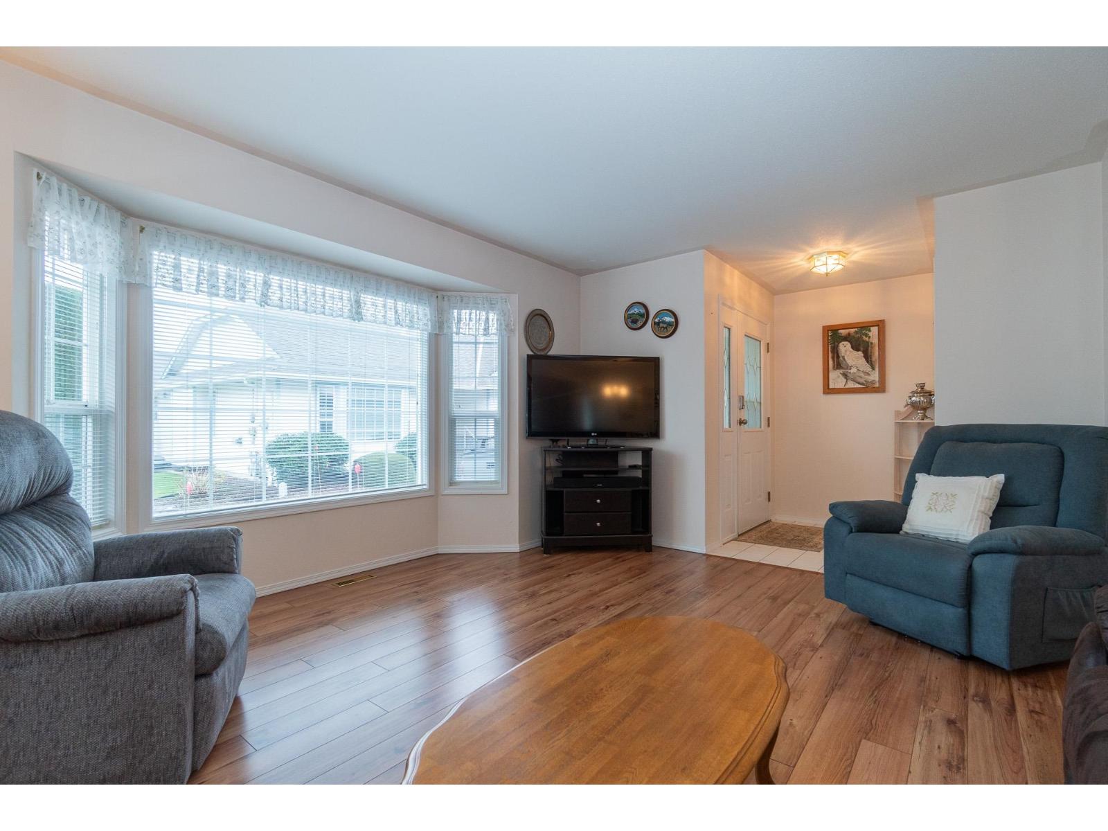 38 45175 WELLS ROAD, Sardis West Vedder, Chilliwack