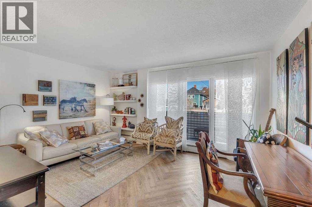 Single Family House for Sale in    Avenue SW Sunalta Calgary 