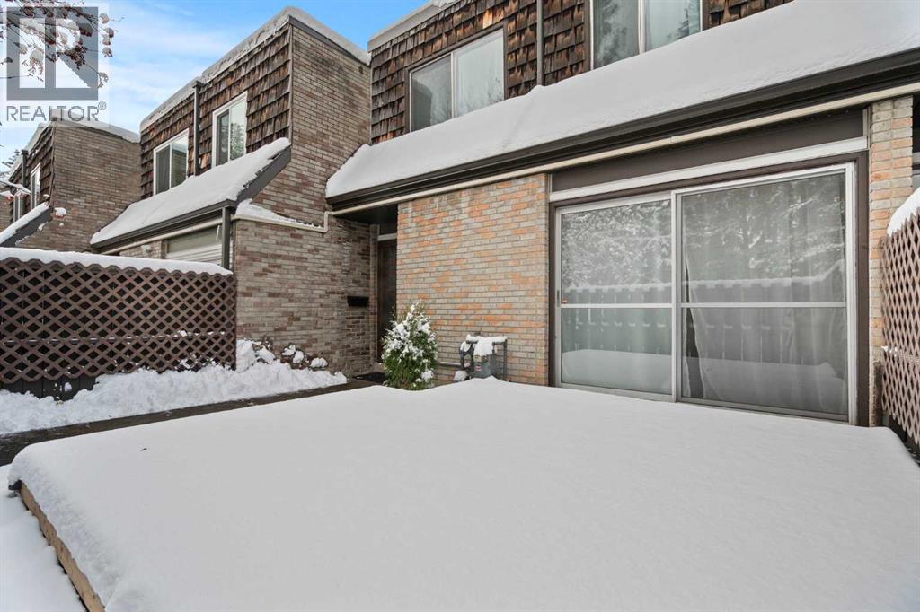 Single Family House for Sale in    Avenue SE Acadia Calgary 