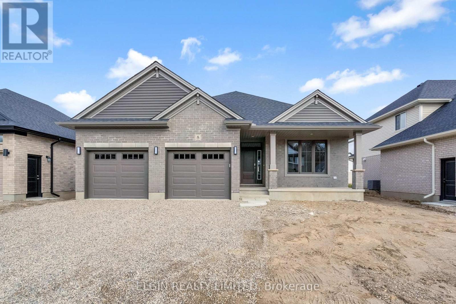 8 HARTLAND CIRCLE - 1