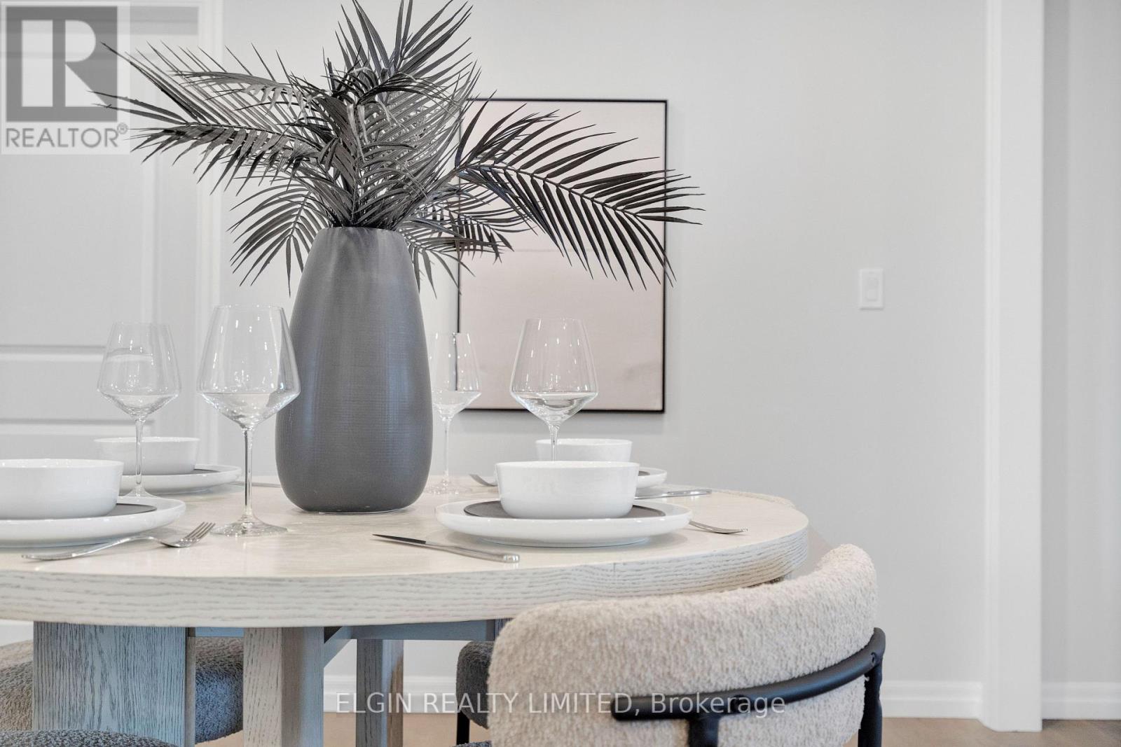 8 HARTLAND CIRCLE - 31