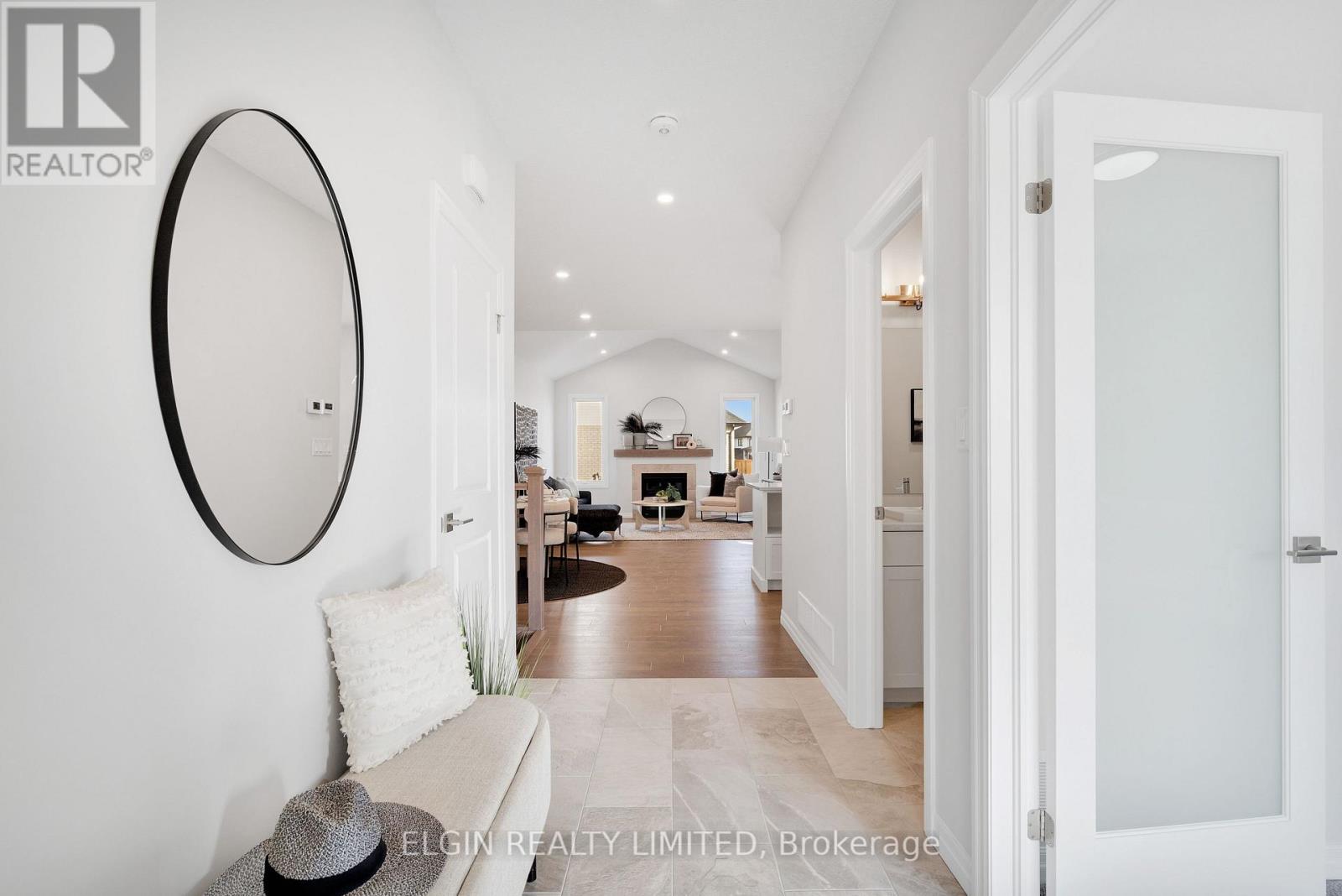 8 HARTLAND CIRCLE - 8