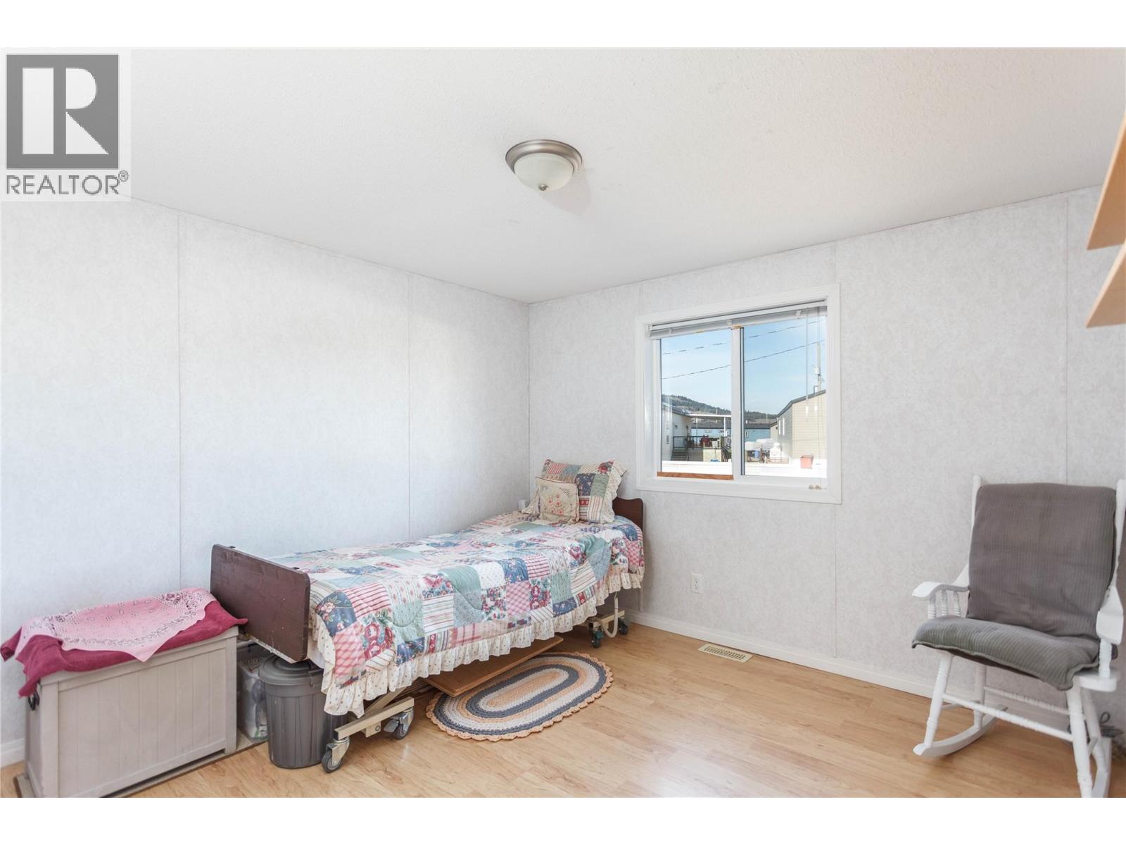 #4 71 Antoine Road - 19