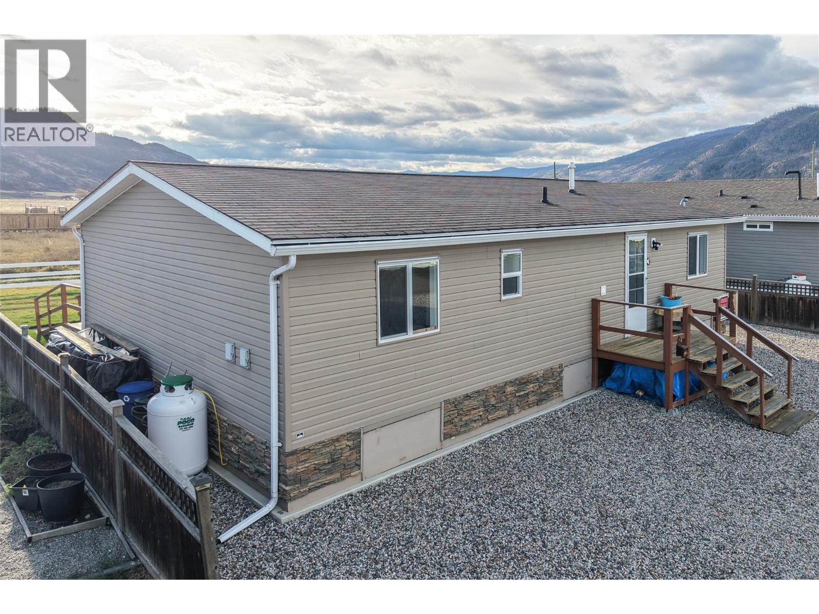 #4 71 Antoine Road - 2