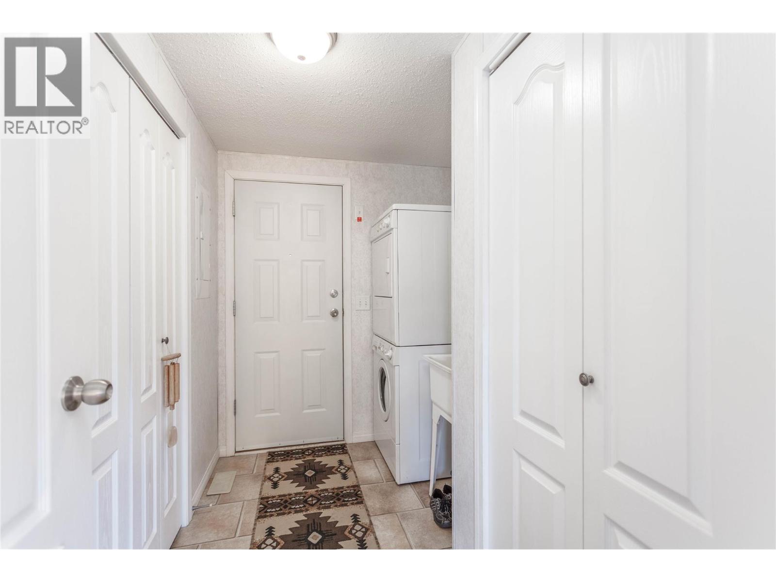 #4 71 Antoine Road - 6