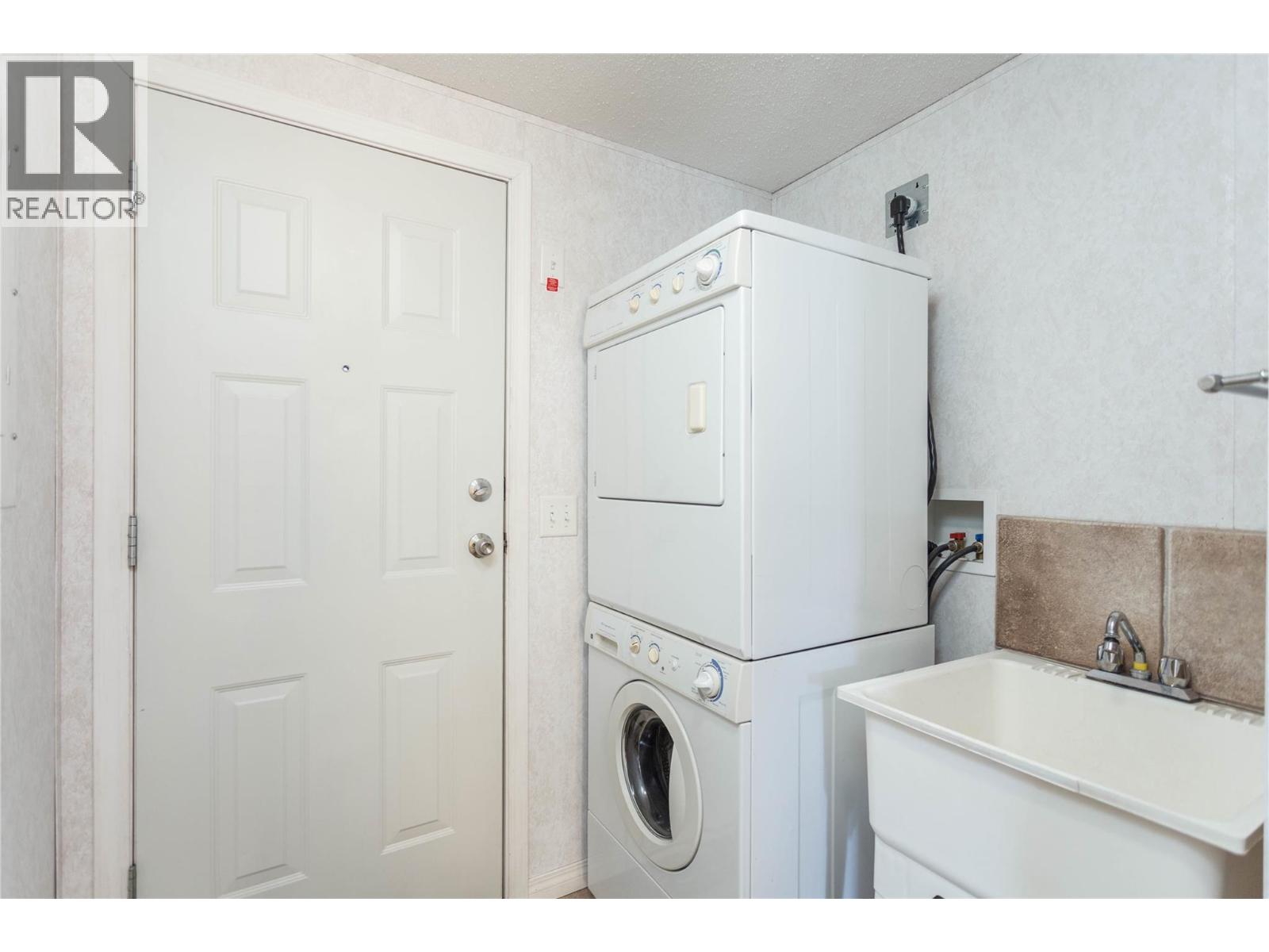 #4 71 Antoine Road - 7