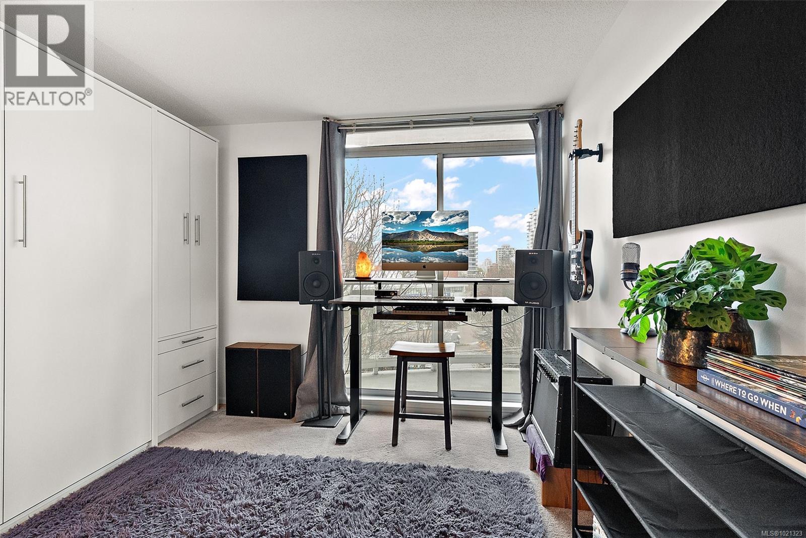 603 1010 View Street, Victoria