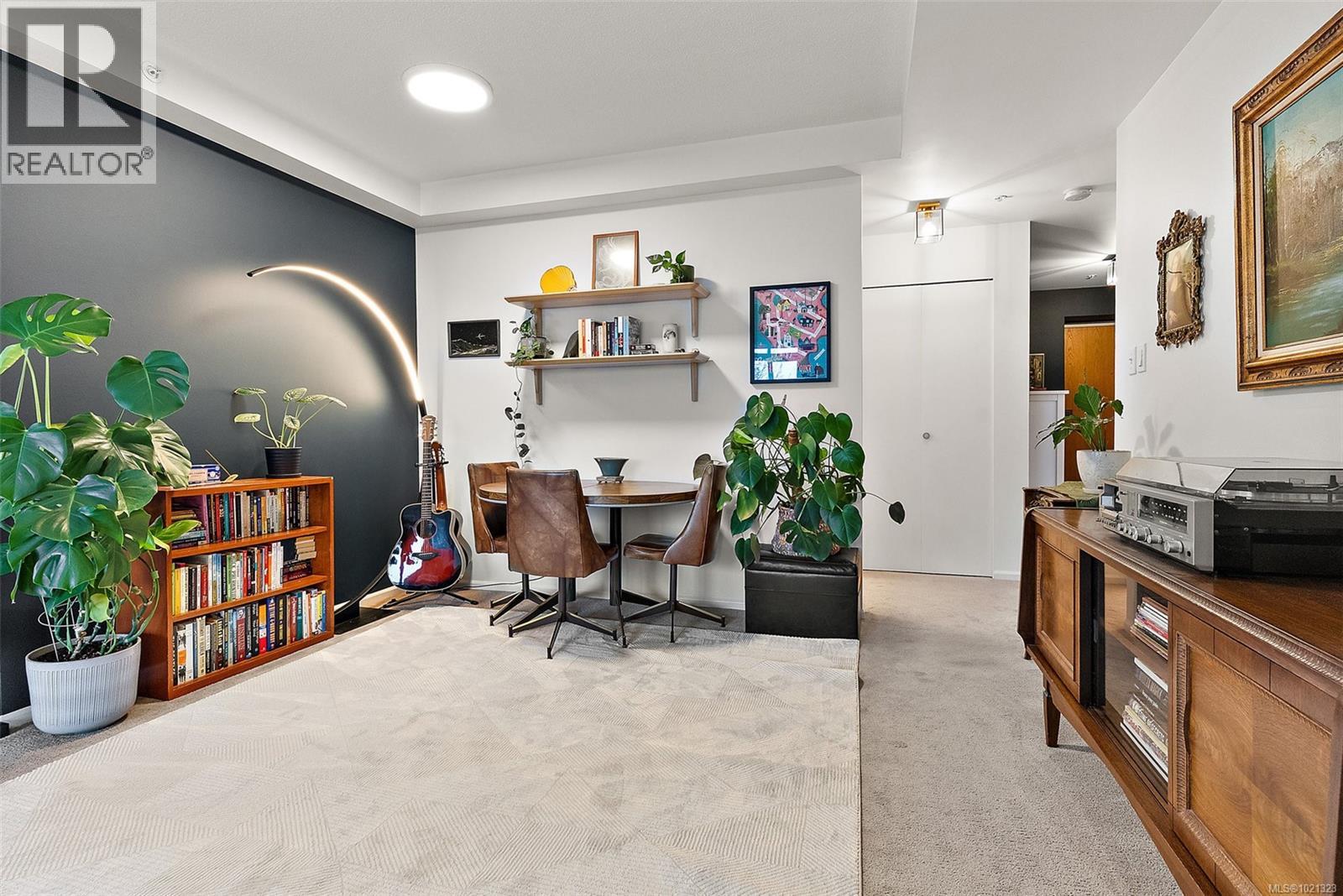 603 1010 View Street, Victoria