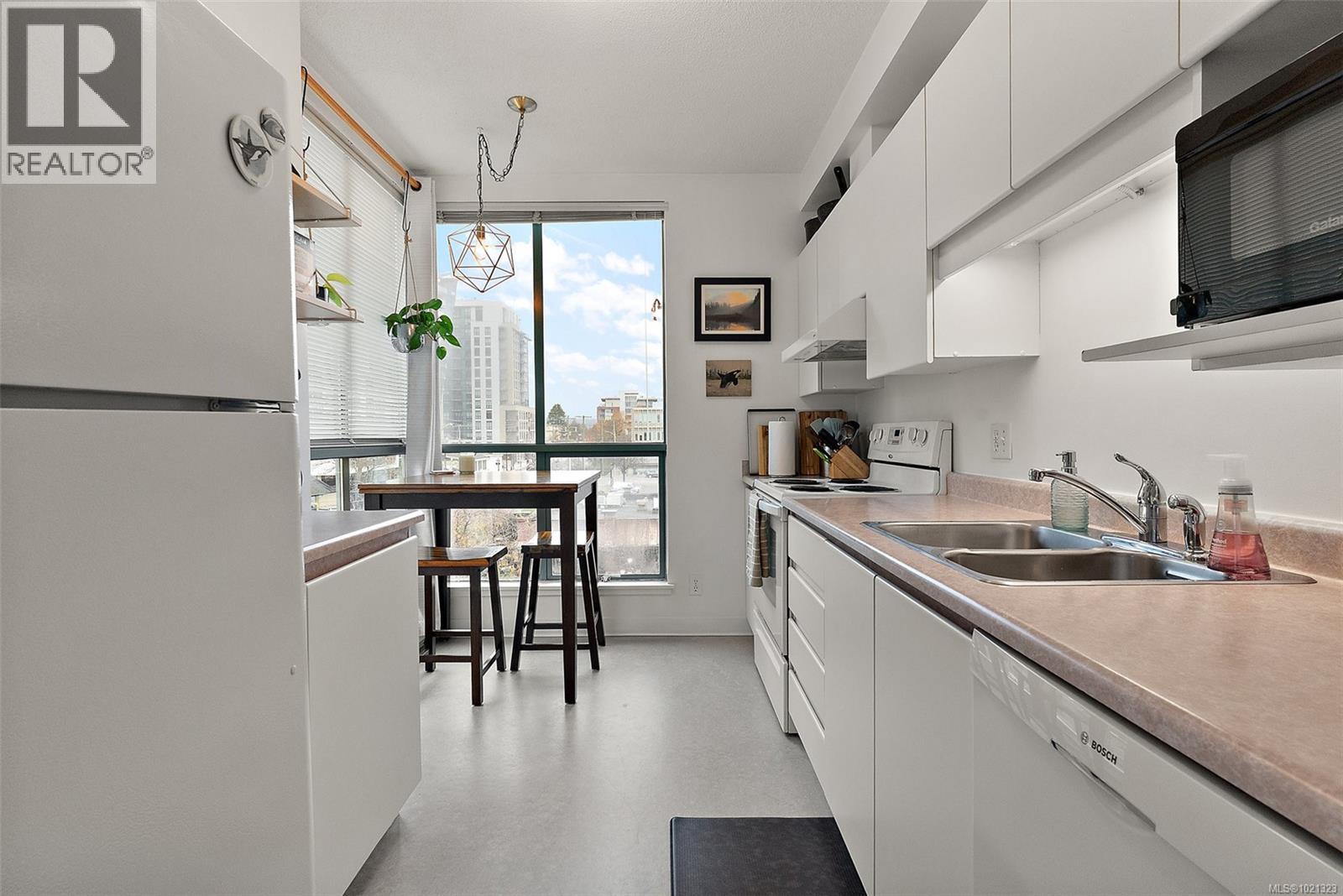 603 1010 View Street, Victoria