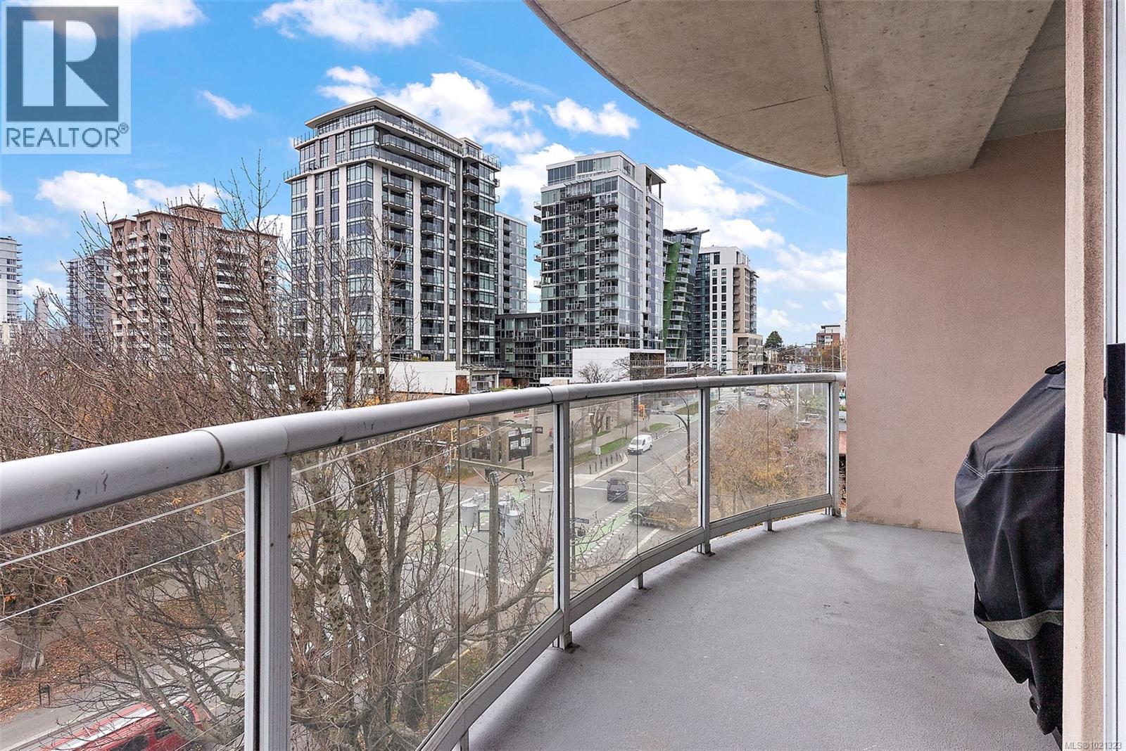 603 1010 View Street, Victoria