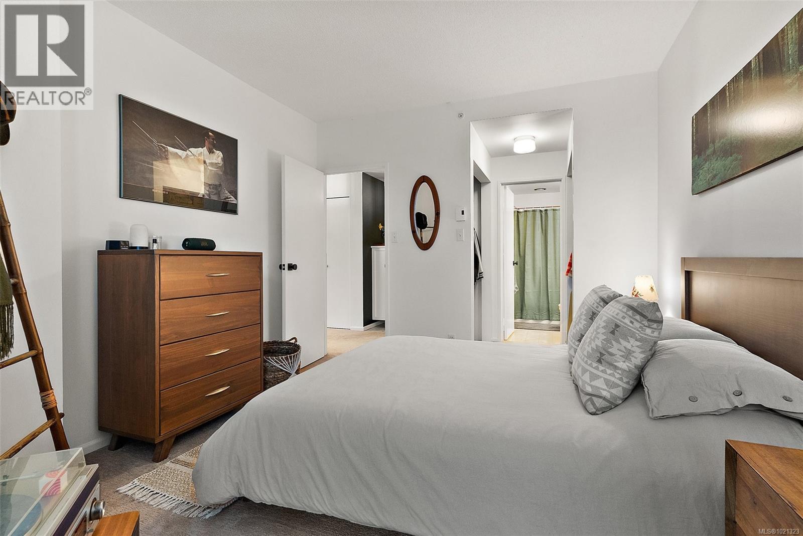 603 1010 View Street, Victoria