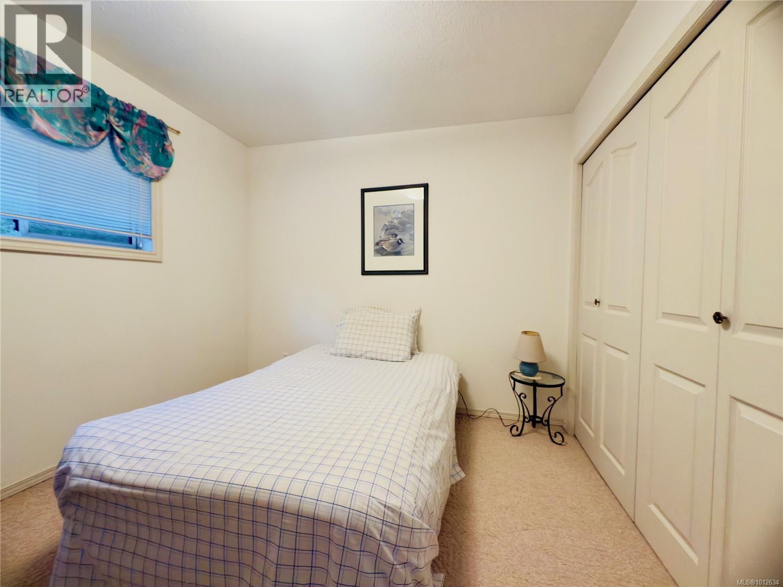 558 WEATHERS WAY - 36