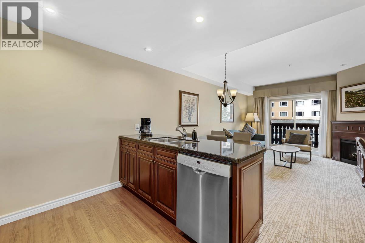 #1210C 3250 VILLAGE WAY - 7