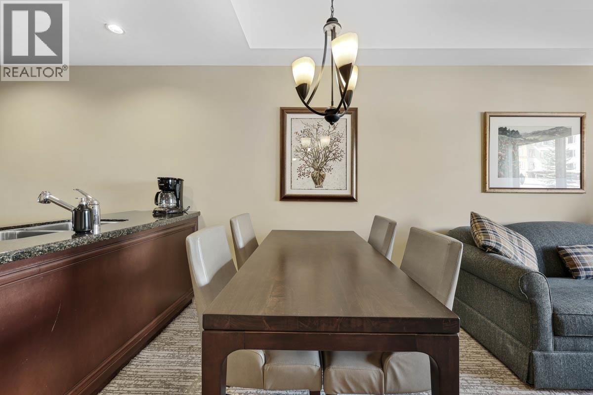 #1210C 3250 VILLAGE WAY - 5