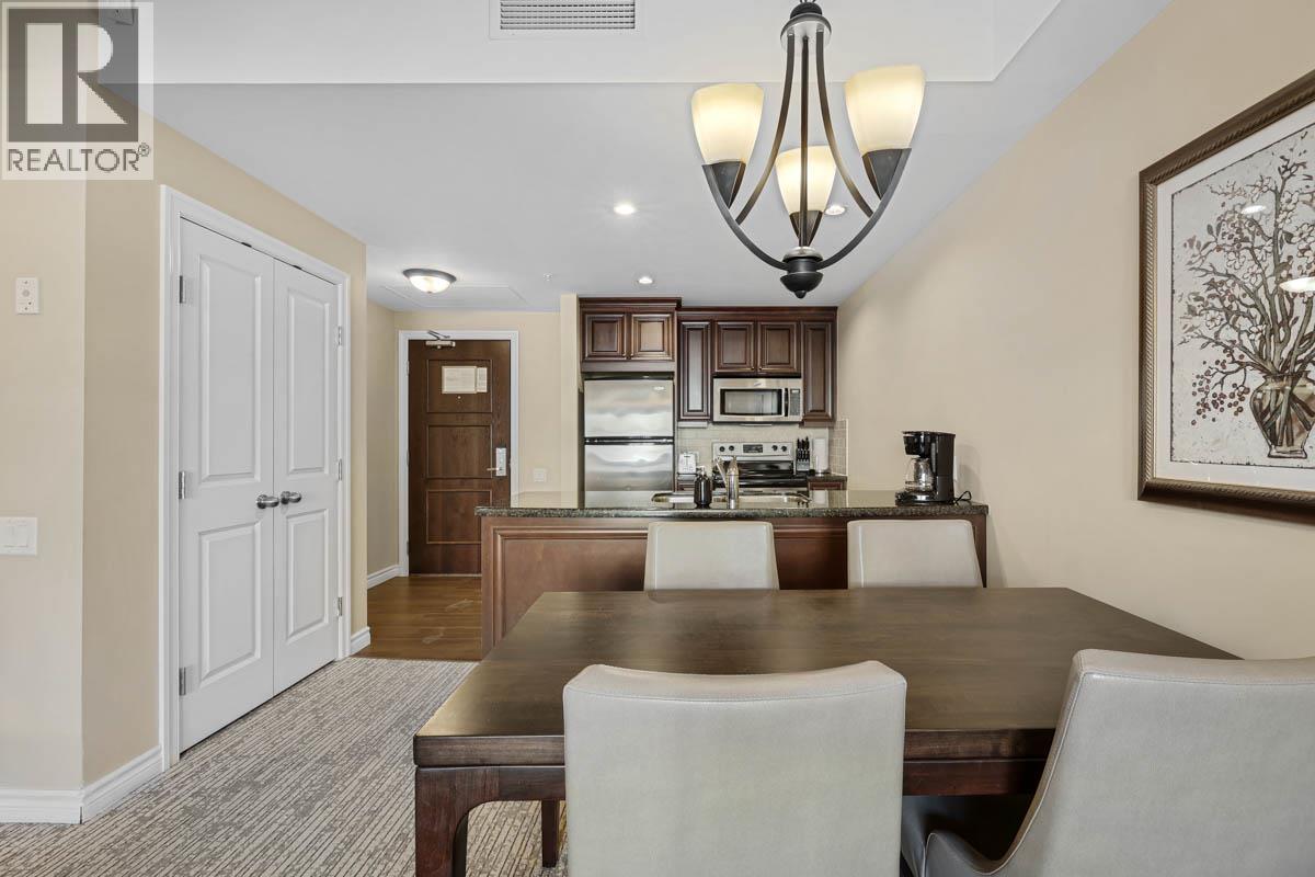 #1210C 3250 VILLAGE WAY - 11