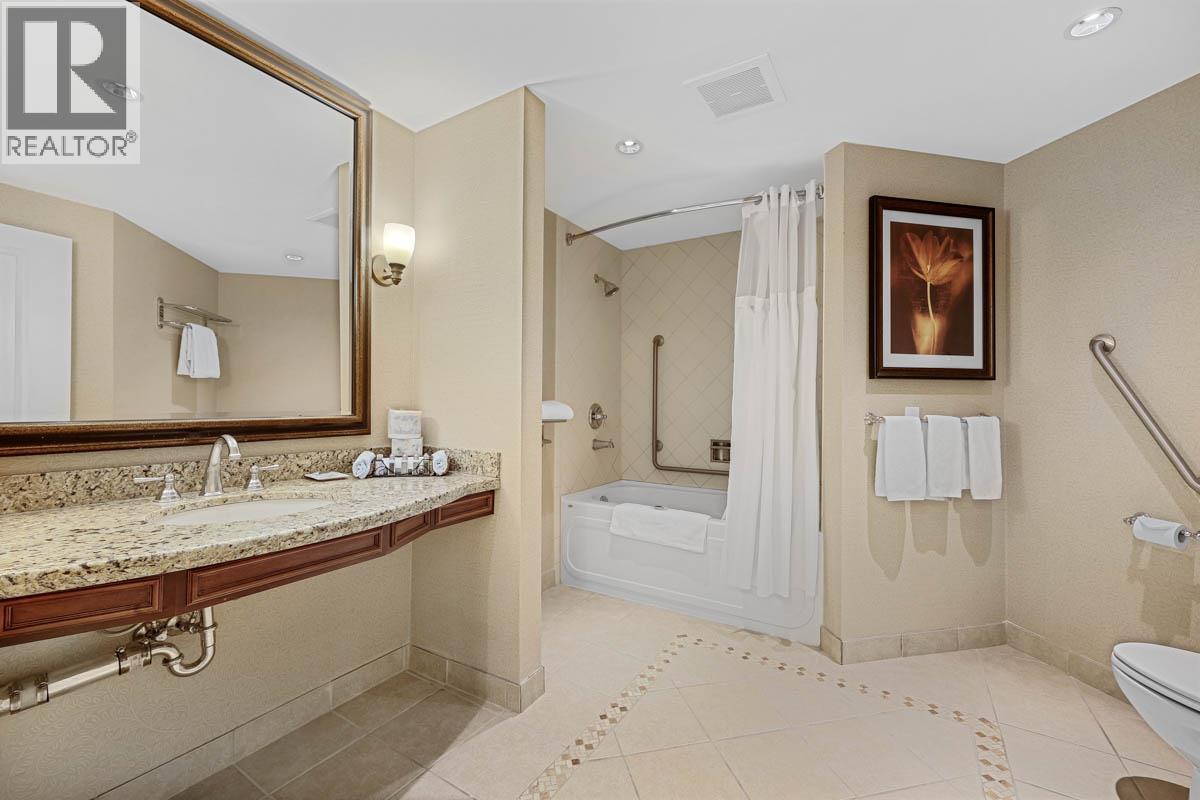 #1210C 3250 VILLAGE WAY - 16